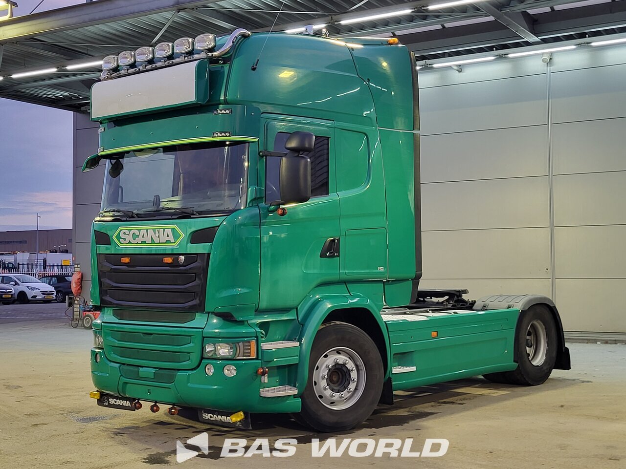 Scania R490 4X2 Tractor Unit - BAS World