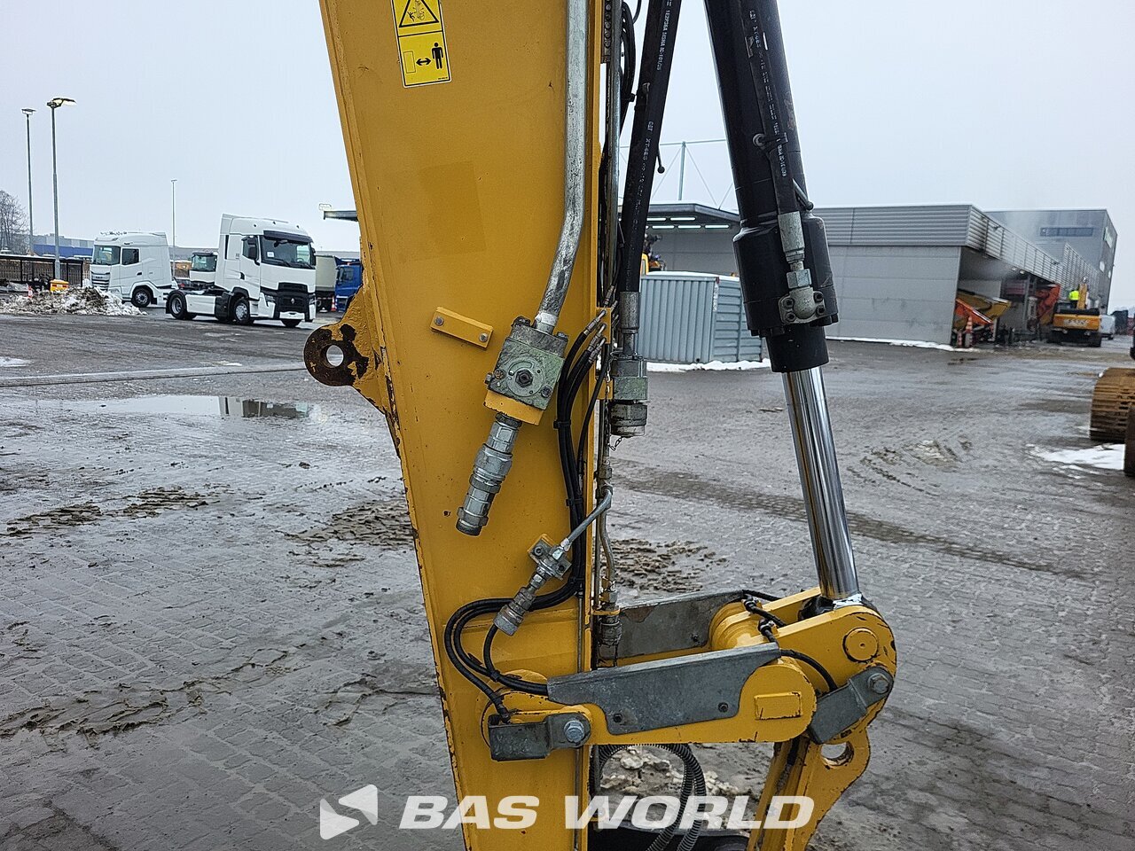 Other : Caterpillar M316 F Excavator cu roți