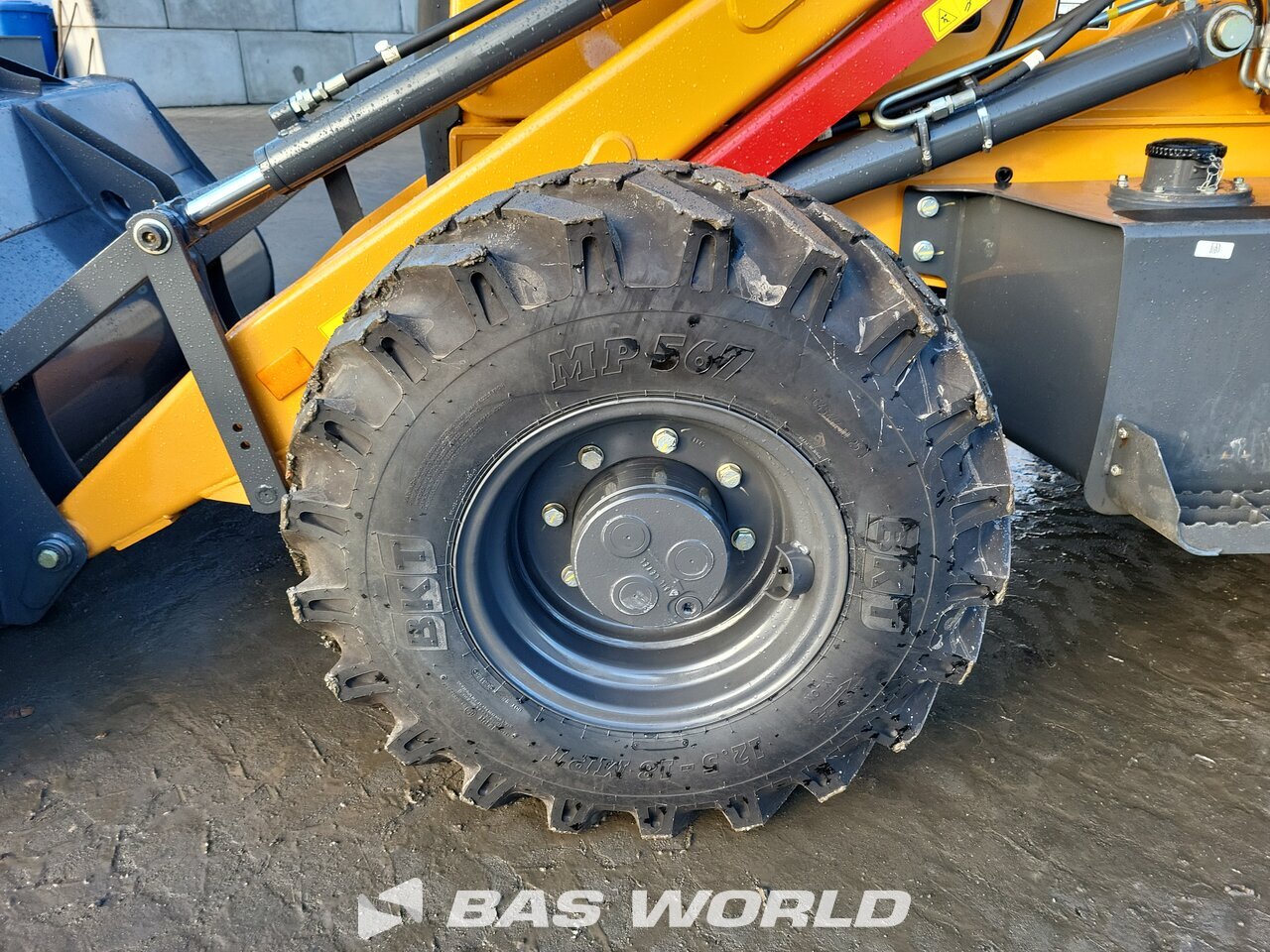 Other : Case 851 NX لودر حفار خلفى