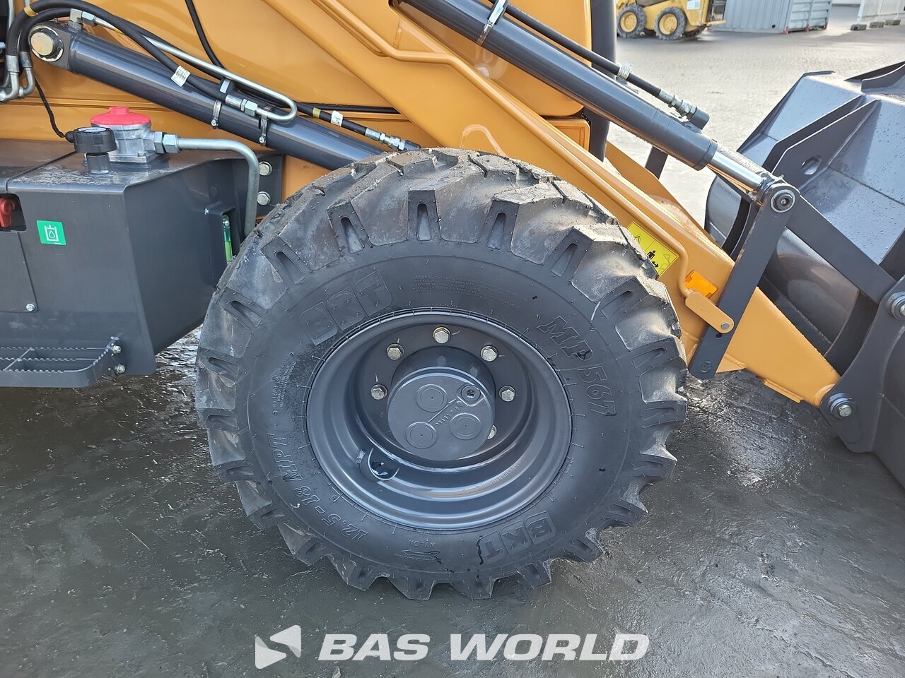 Other : Case 851 NX لودر حفار خلفى