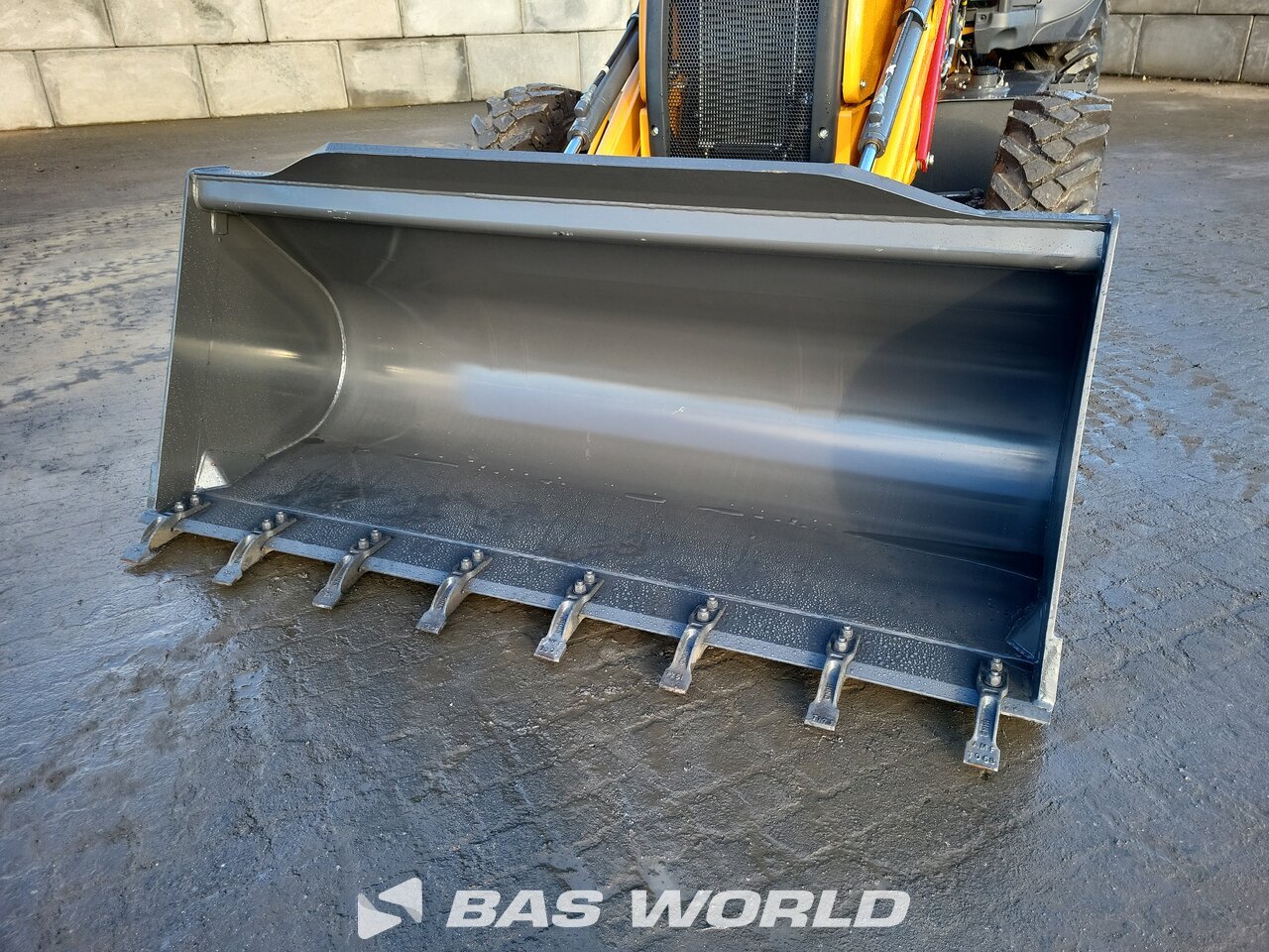 Other : Case 851 NX لودر حفار خلفى