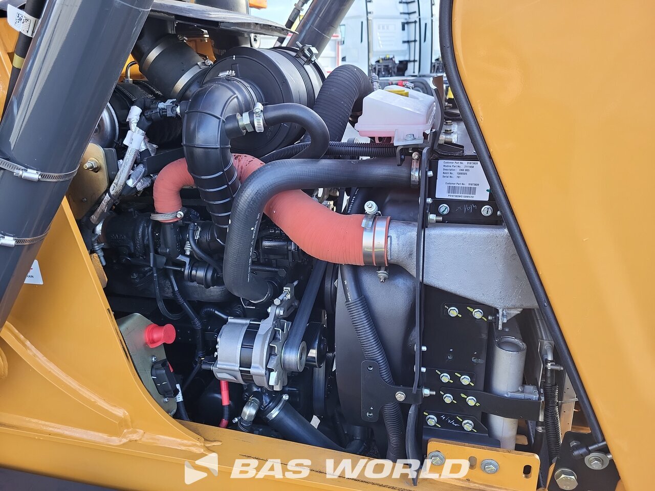 Other : Case 851 NX لودر حفار خلفى