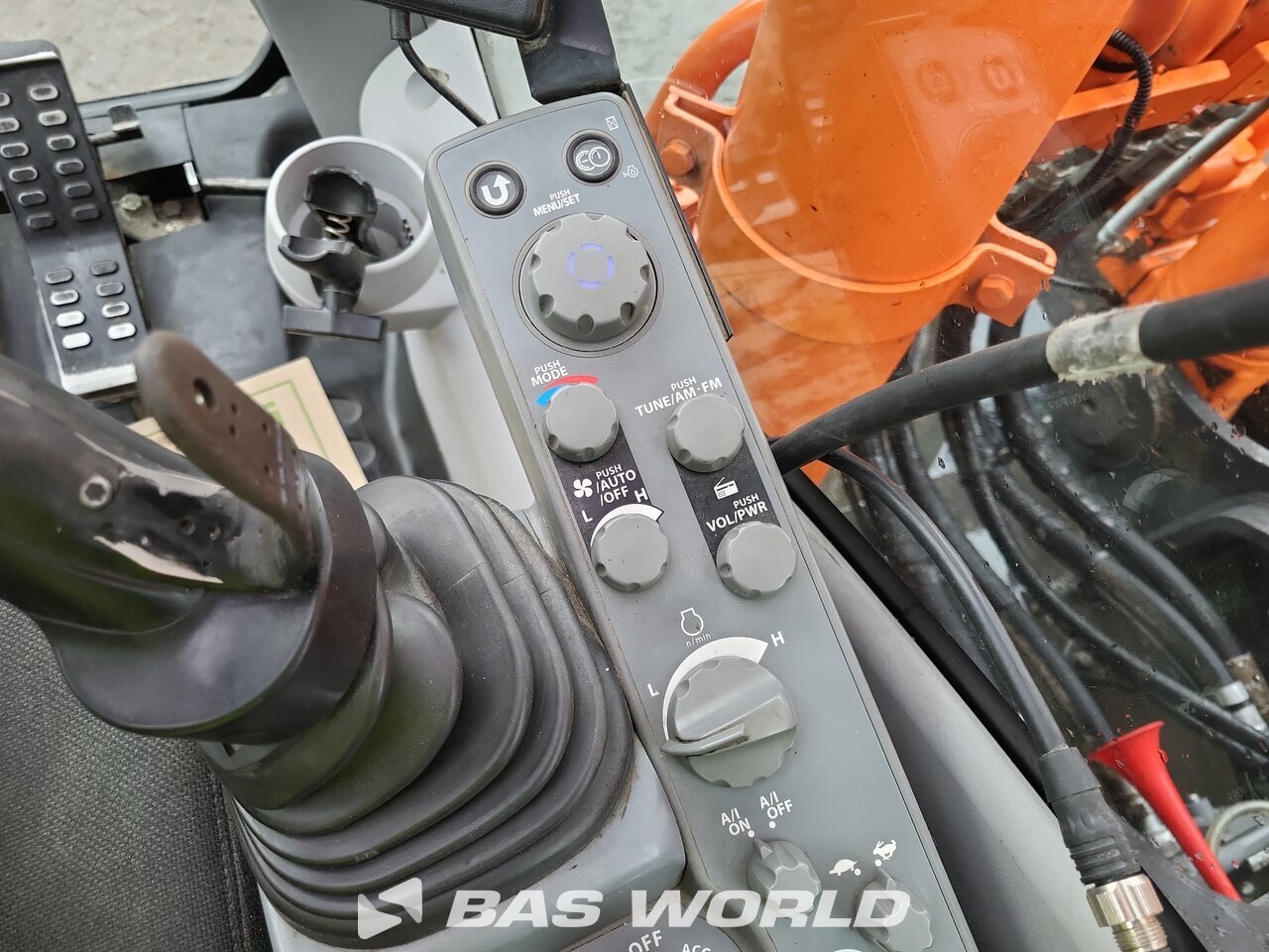 Hitachi ZX300 LC -6 Crawler excavators - BAS World