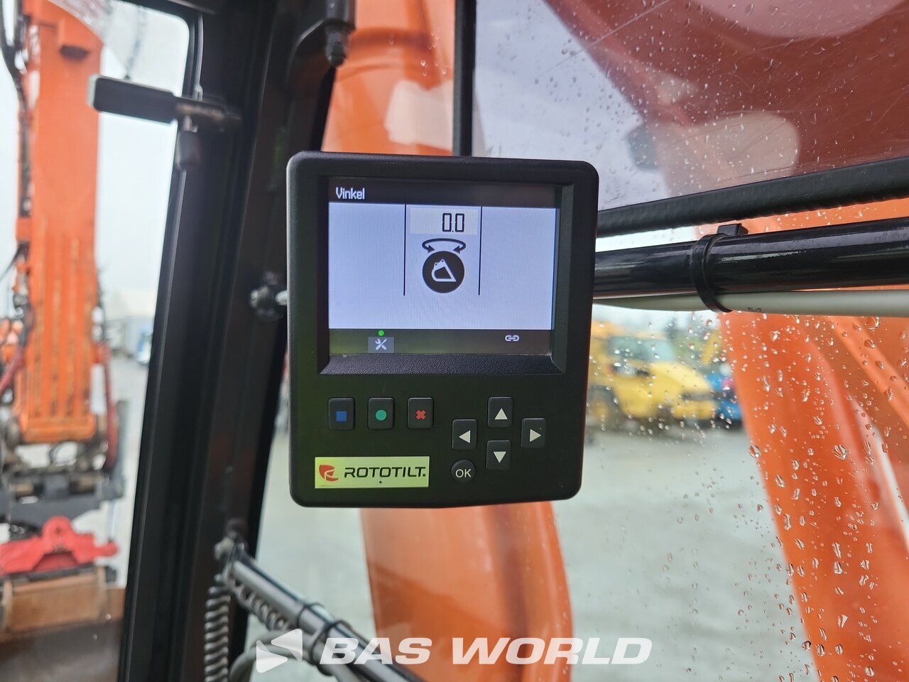 Other : Hitachi ZX300 LC -6 Pelle sur chenilles