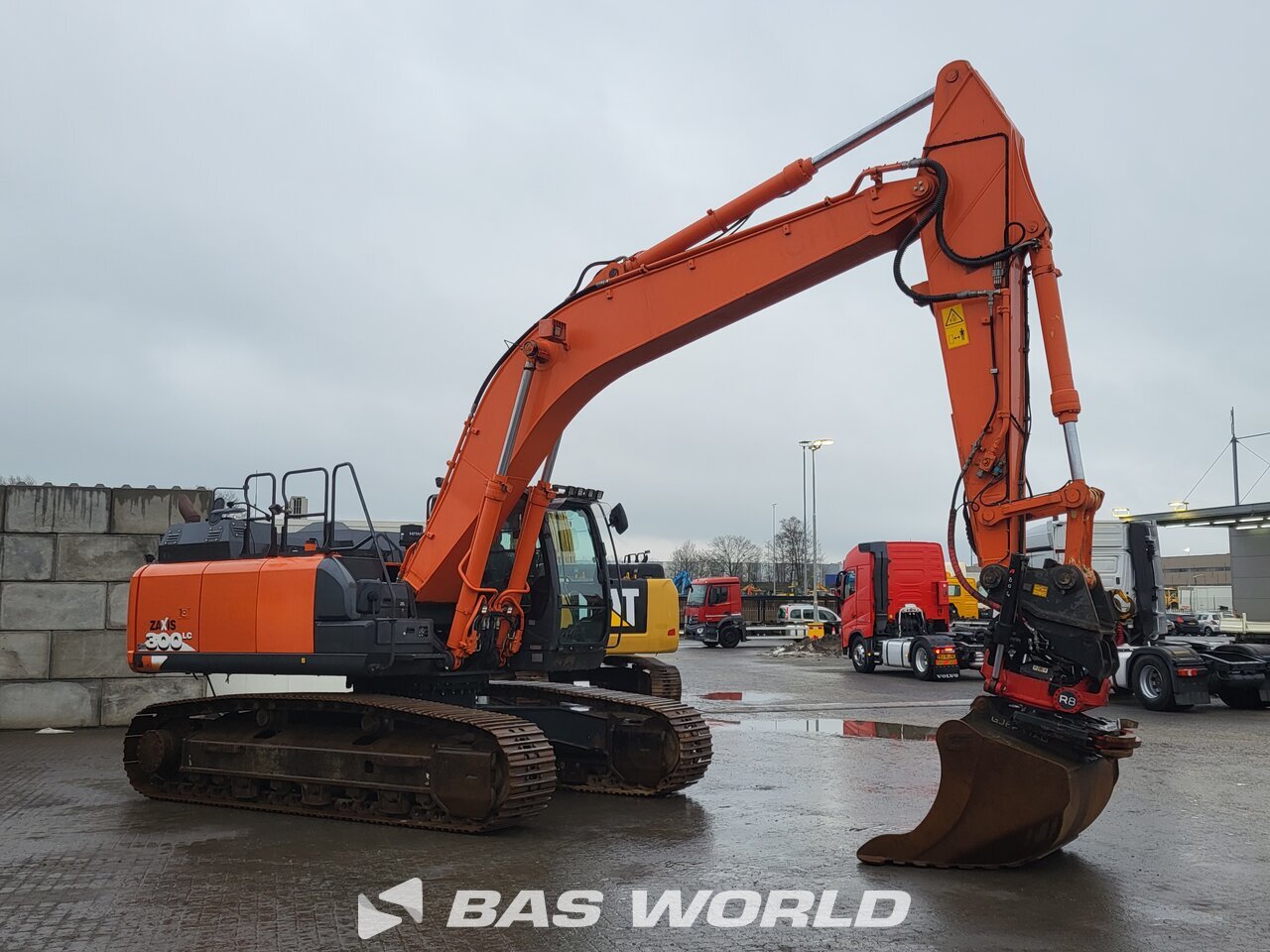 Other : Hitachi ZX300 LC -6 Pelle sur chenilles