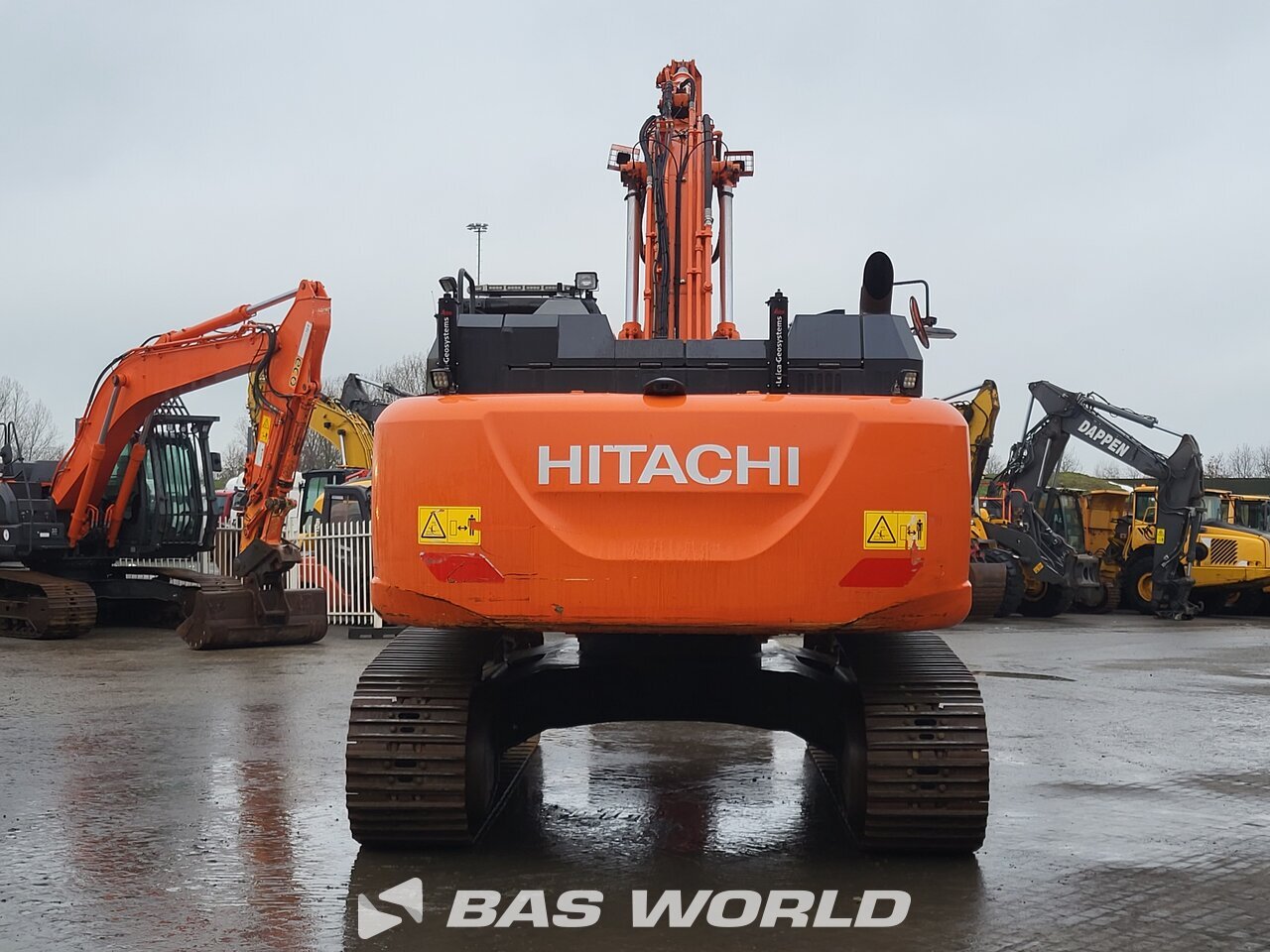 Other : Hitachi ZX300 LC -6 Pelle sur chenilles
