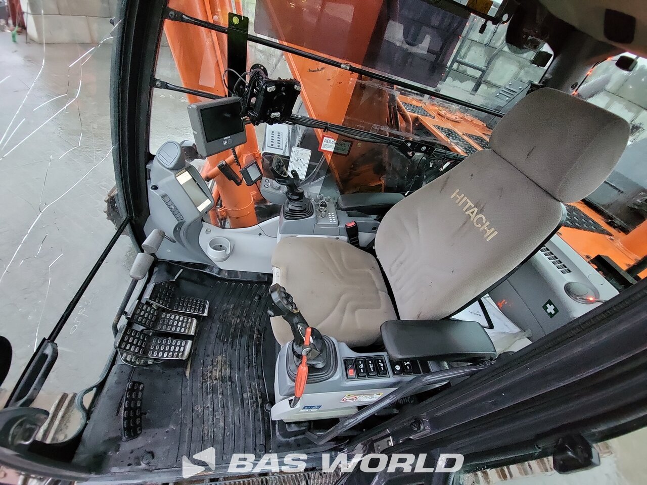 Other : Hitachi ZX300 LC -6 Excavadora de cadenas