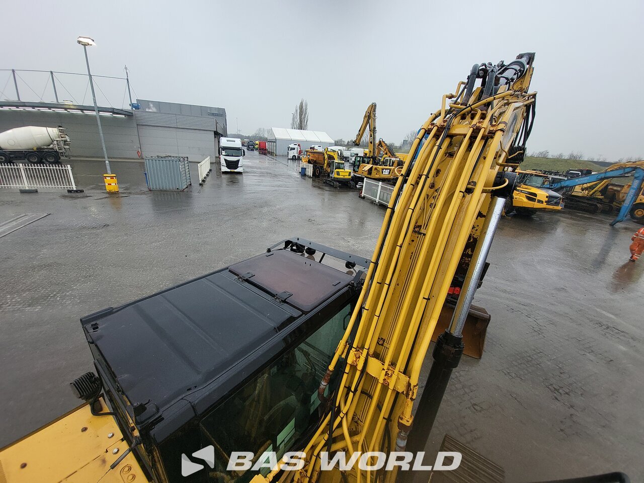 Other : Caterpillar 318 E L гусеничный экскаватор