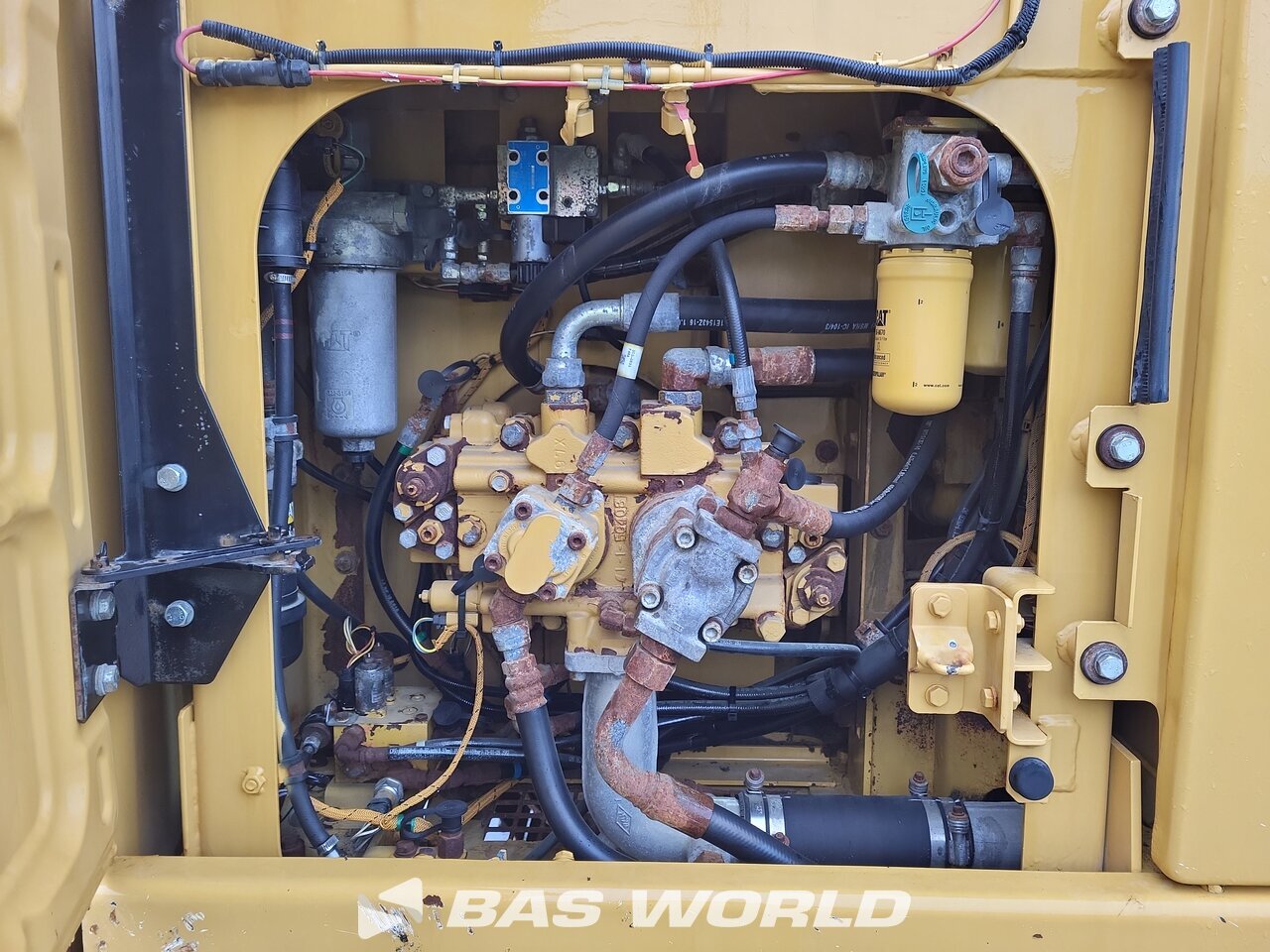 Other : Caterpillar 318 E L гусеничный экскаватор