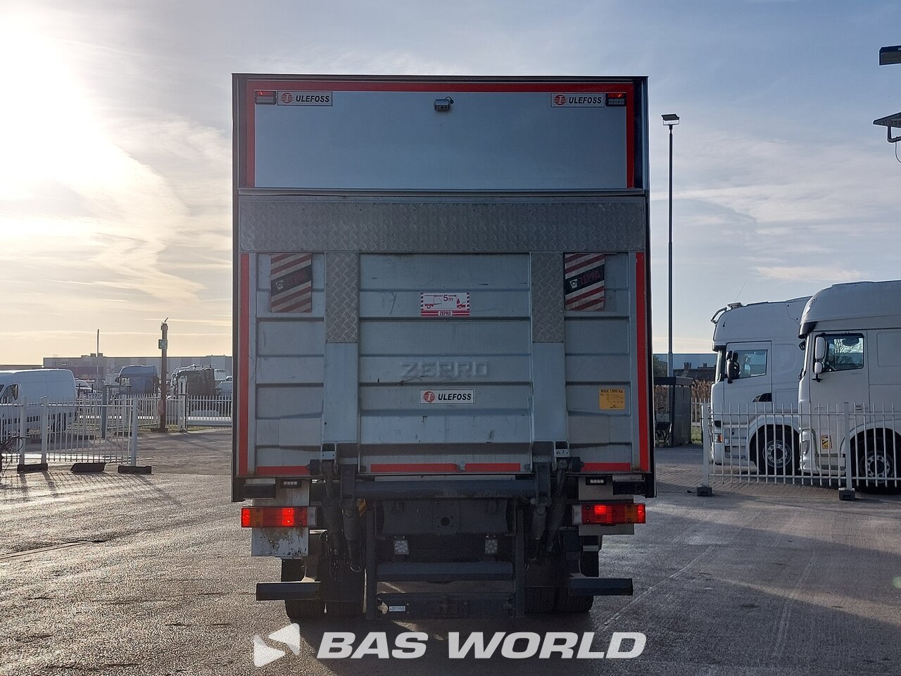 Other : Mercedes Atego 1429 Carrosseries fourgons