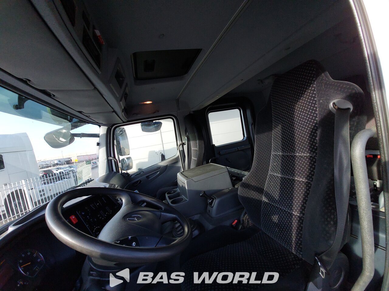 Other : Mercedes Atego 1429 Carrosseries fourgons