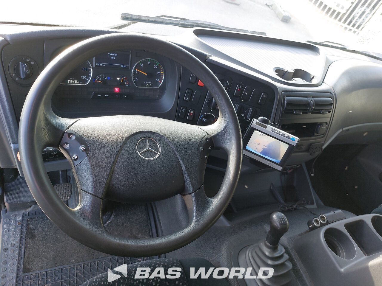 Other : Mercedes Atego 1429 Carrosseries fourgons