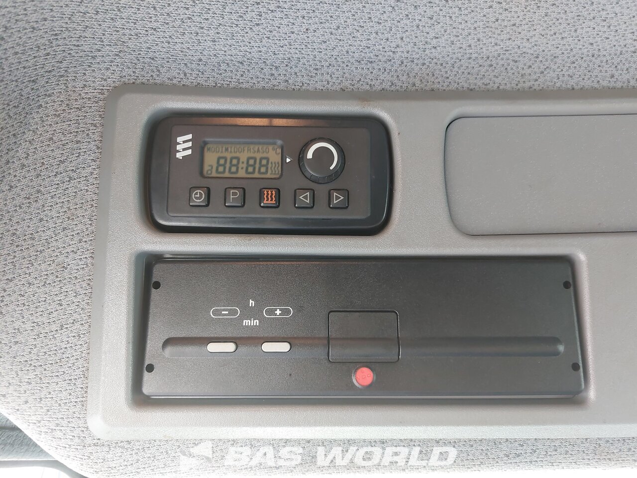 Other : Mercedes Atego 1429 Carrosseries fourgons