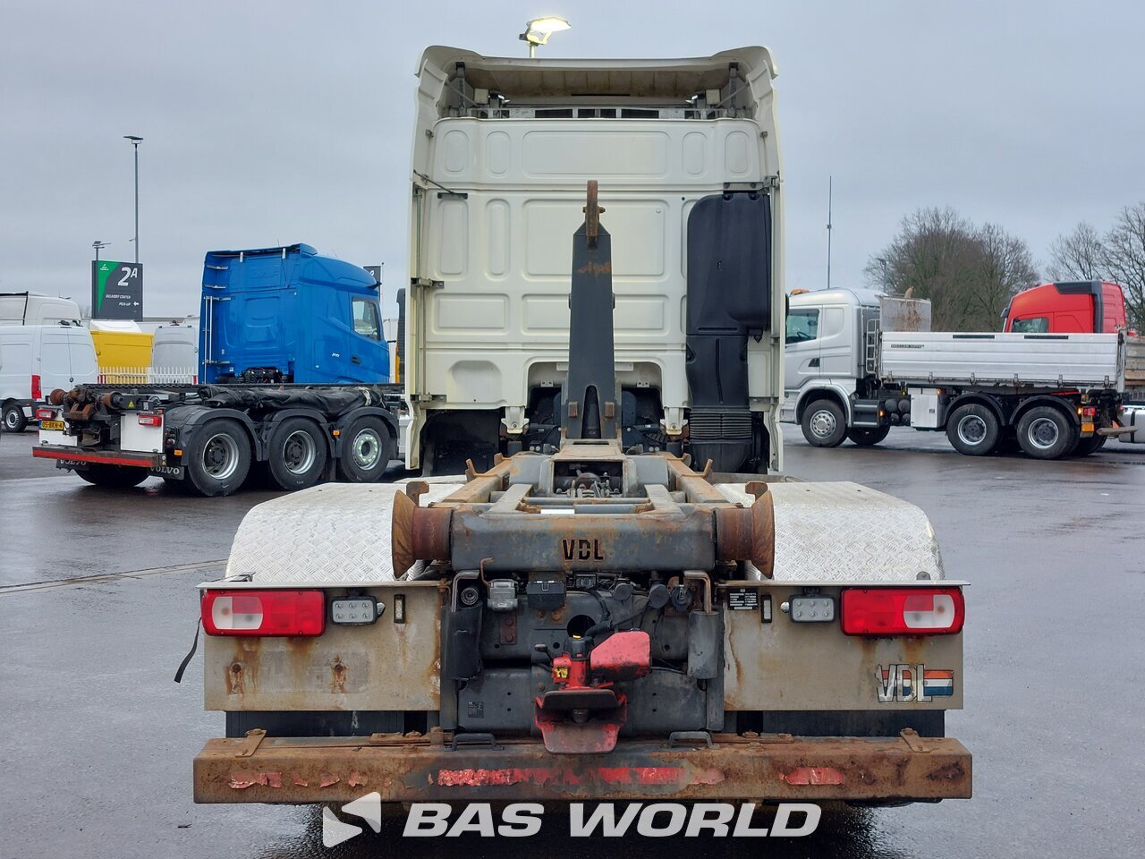 Other : DAF XF 530 شاحنة ذات خطاف