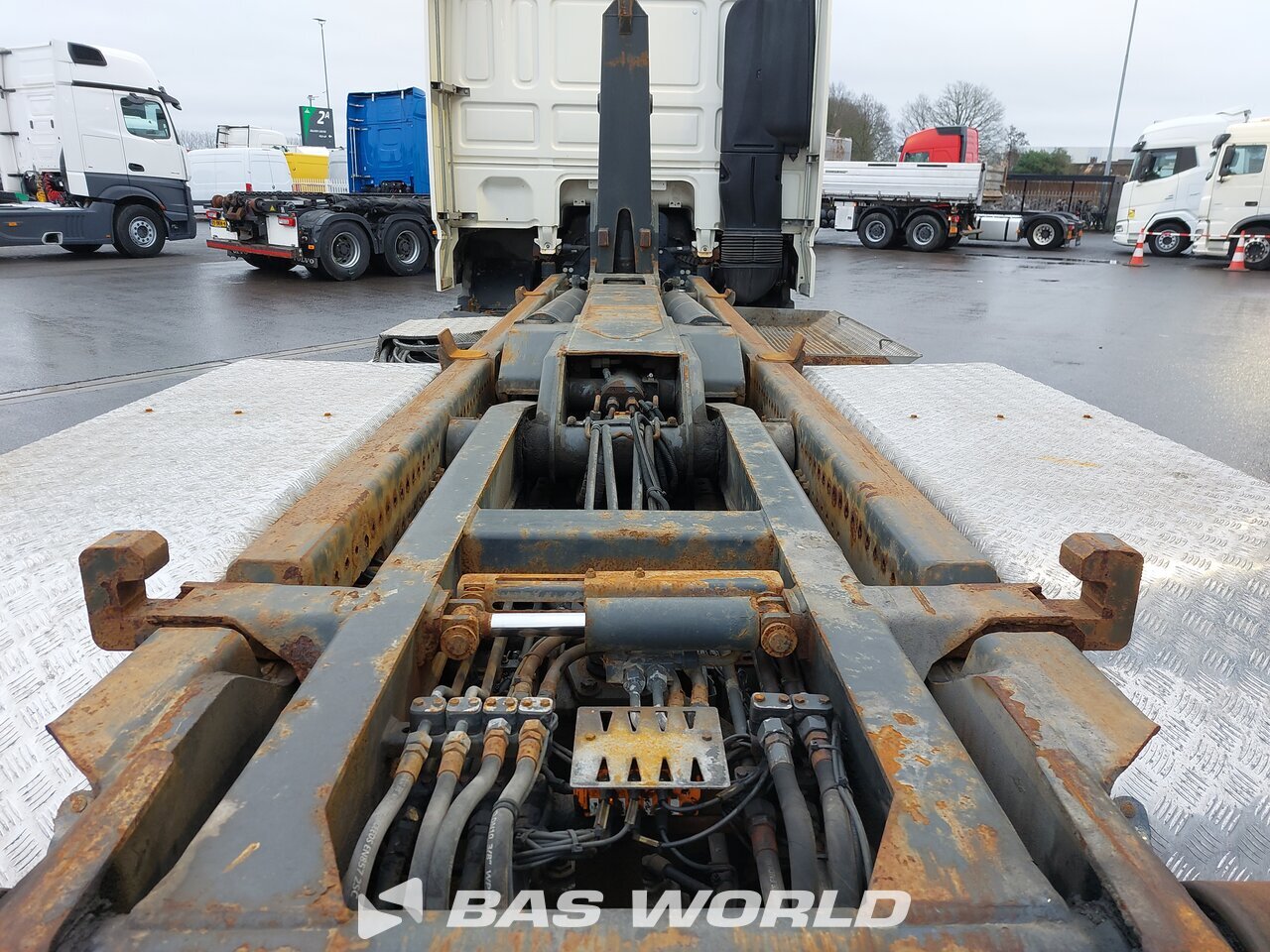 Other : DAF XF 530 شاحنة ذات خطاف