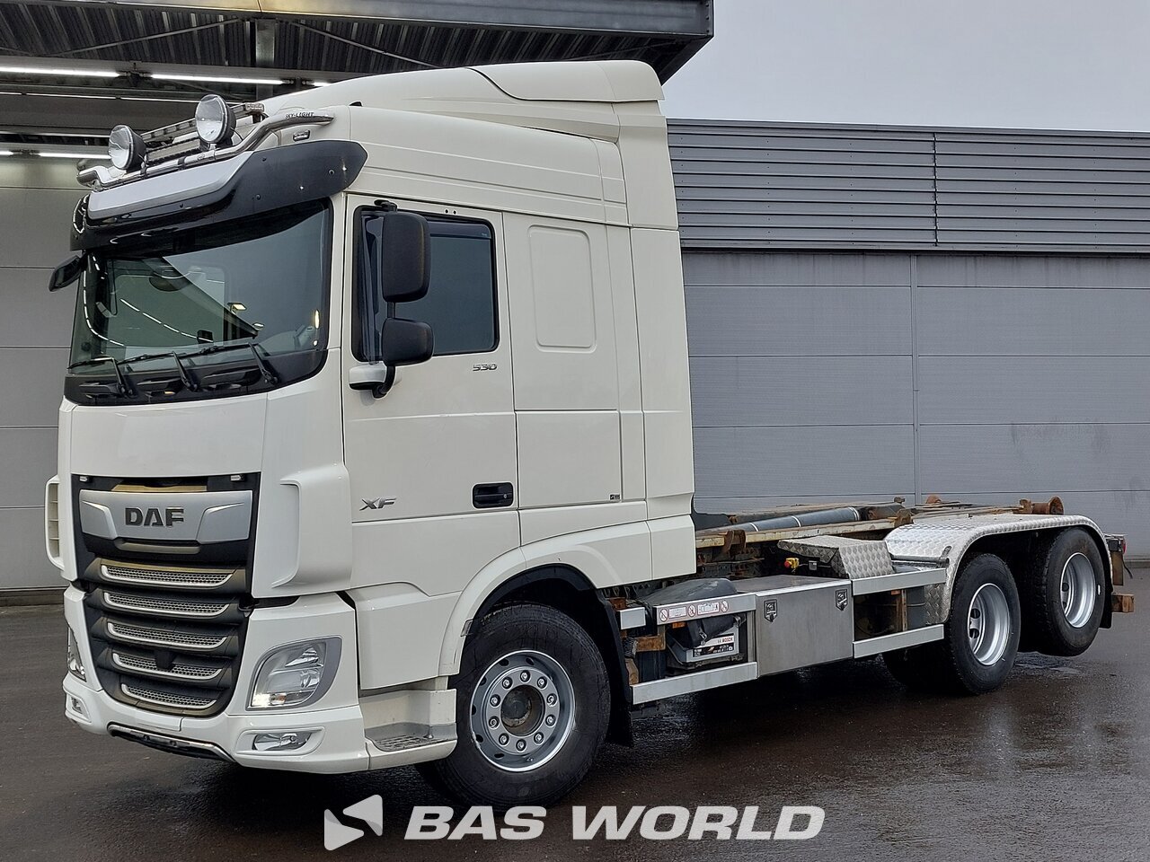Other : DAF XF 530 شاحنة ذات خطاف