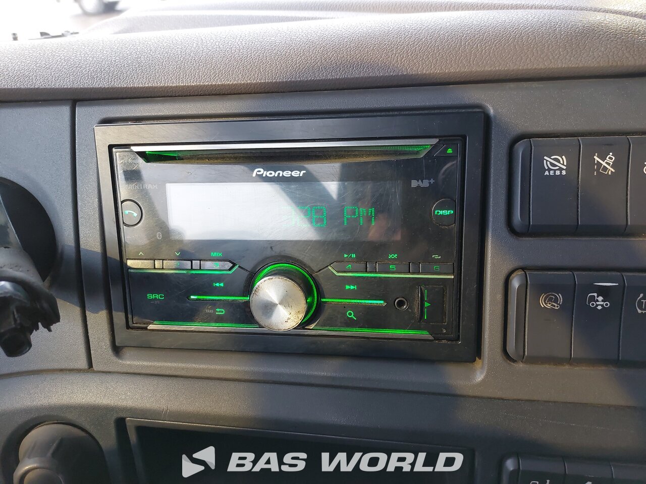 Other : DAF XF 530 شاحنة ذات خطاف