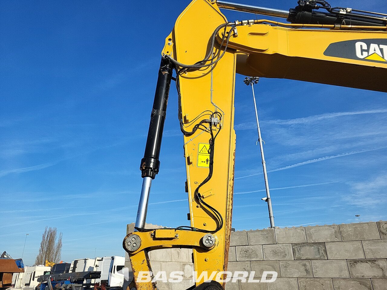 Other : Caterpillar 352 F Bageri gusjeničari