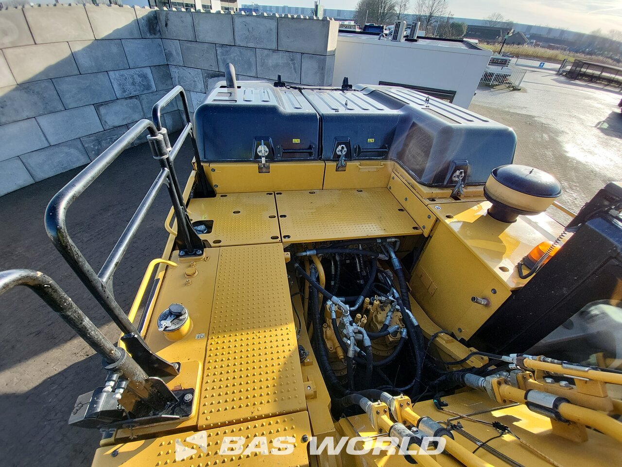 Other : Caterpillar 352 F Bageri gusjeničari