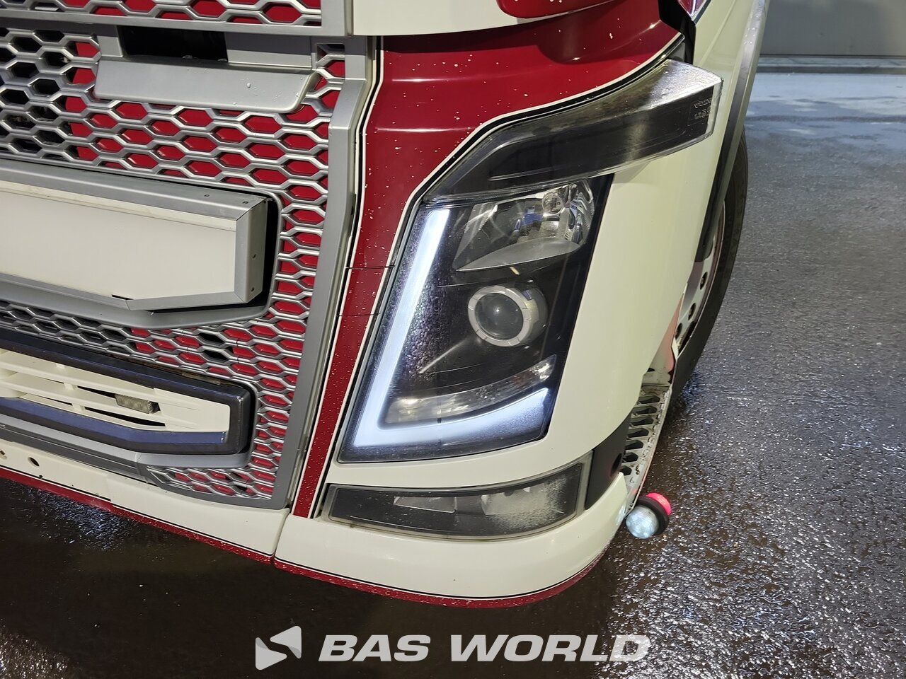 Other : Volvo FH16 650 Tractor