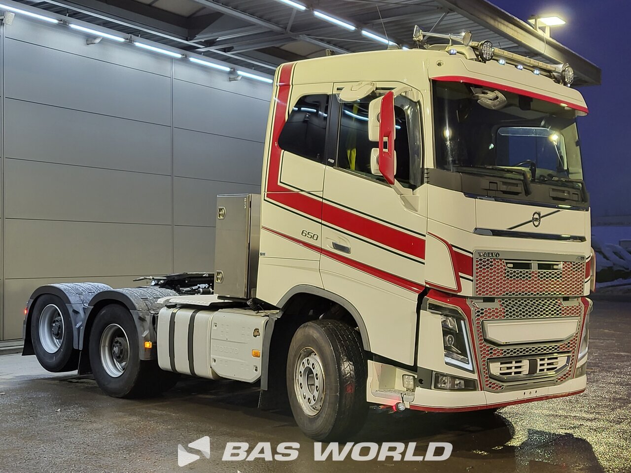 Other : Volvo FH16 650 Tractor