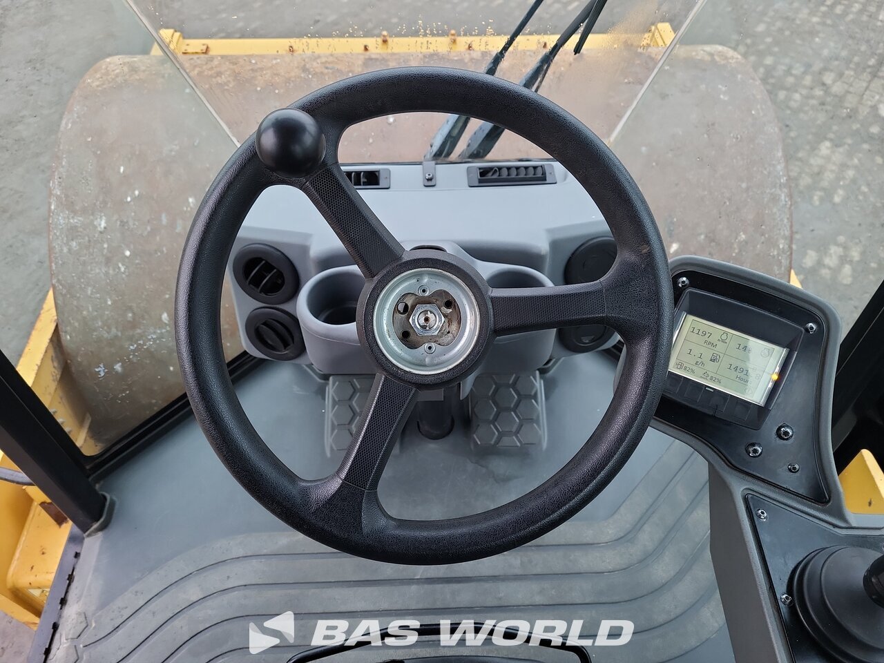 Other : Caterpillar CS66 B Single drum roller