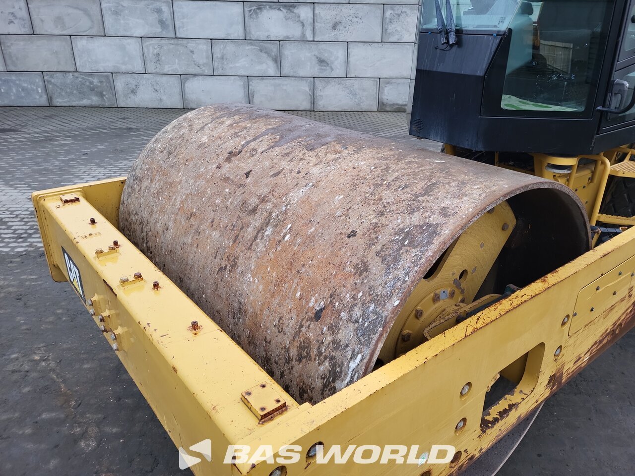Other : Caterpillar CS66 B Single drum roller