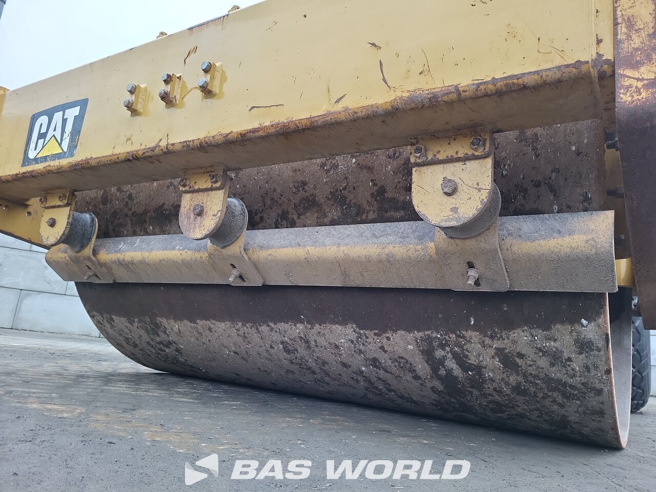 Other : Caterpillar CS66 B Single drum roller