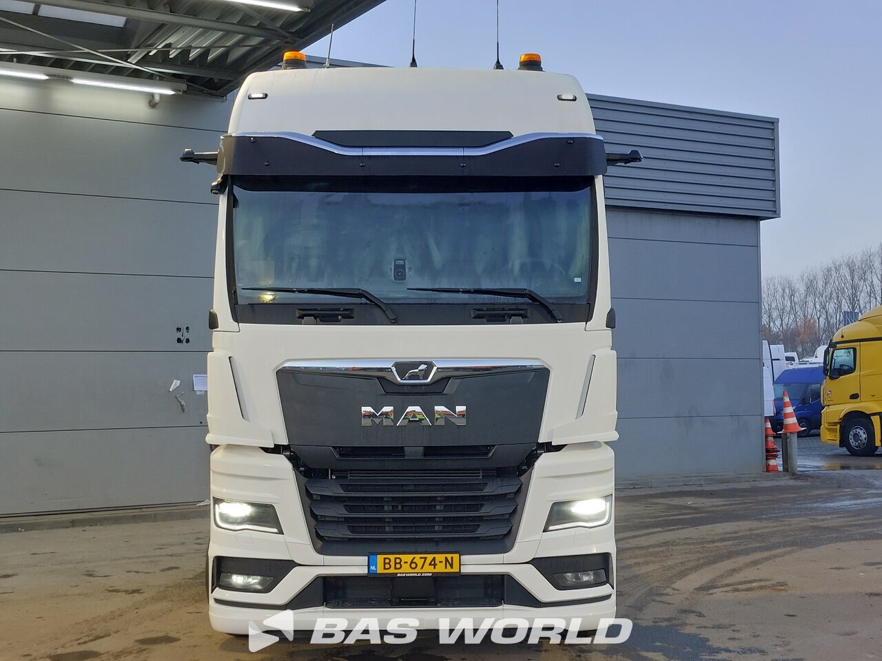 2014 Kenworth T680 4x2 Cabina per trattore stradale 2 assi | Ritchie