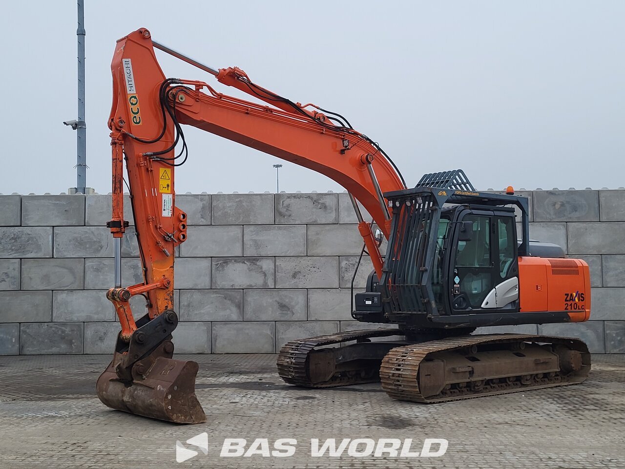 Hitachi ZX210 LC -6 Crawler excavators - BAS World