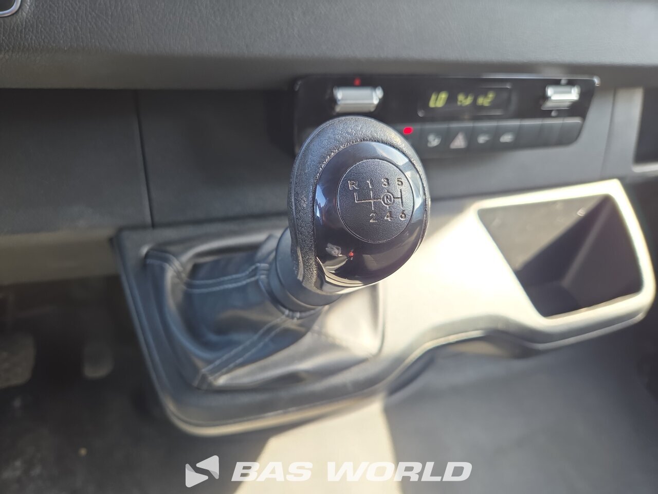 Other : Mercedes Sprinter 311 CDI شاحنة خفيفة بصندوق مغلق