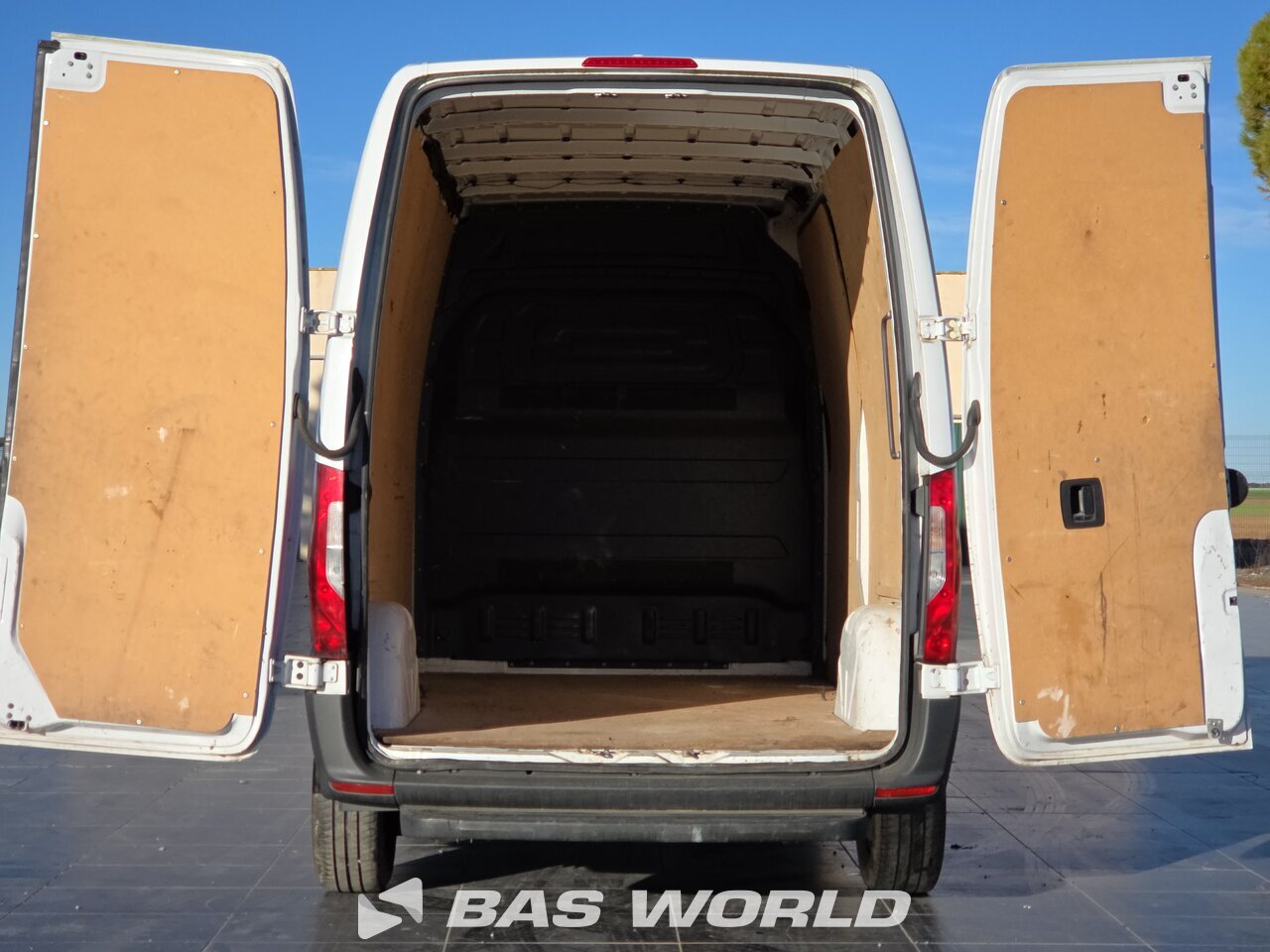 Other : Mercedes Sprinter 311 CDI закрыто