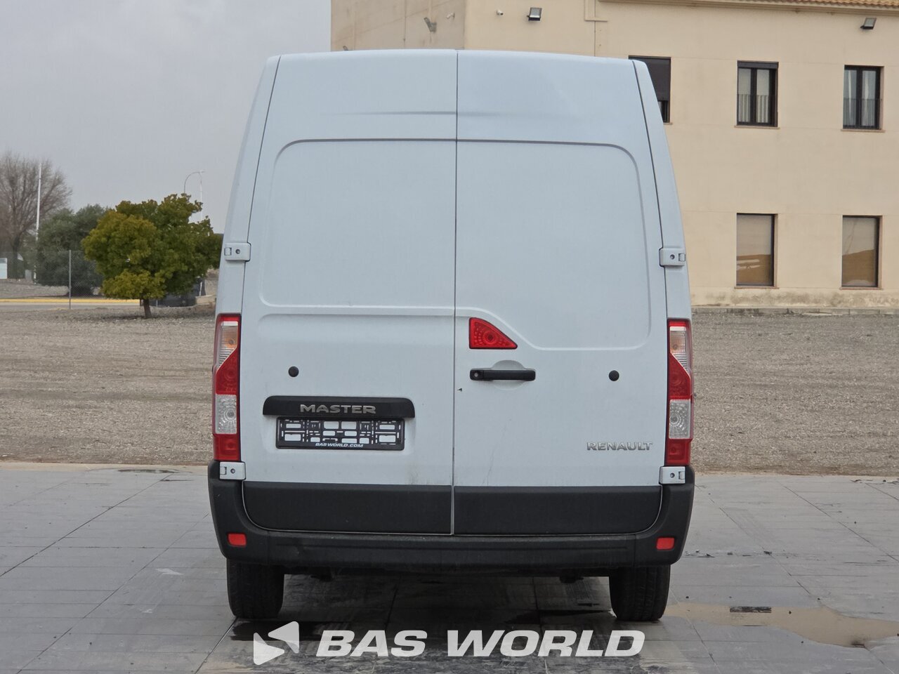 Other : Renault Master 135PK Closed box van