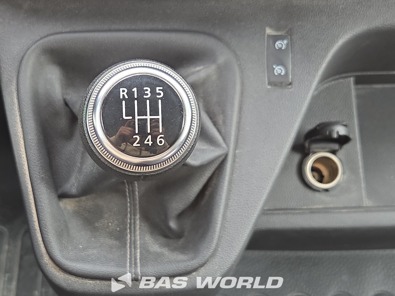 Other : Renault Master 135PK Closed box van