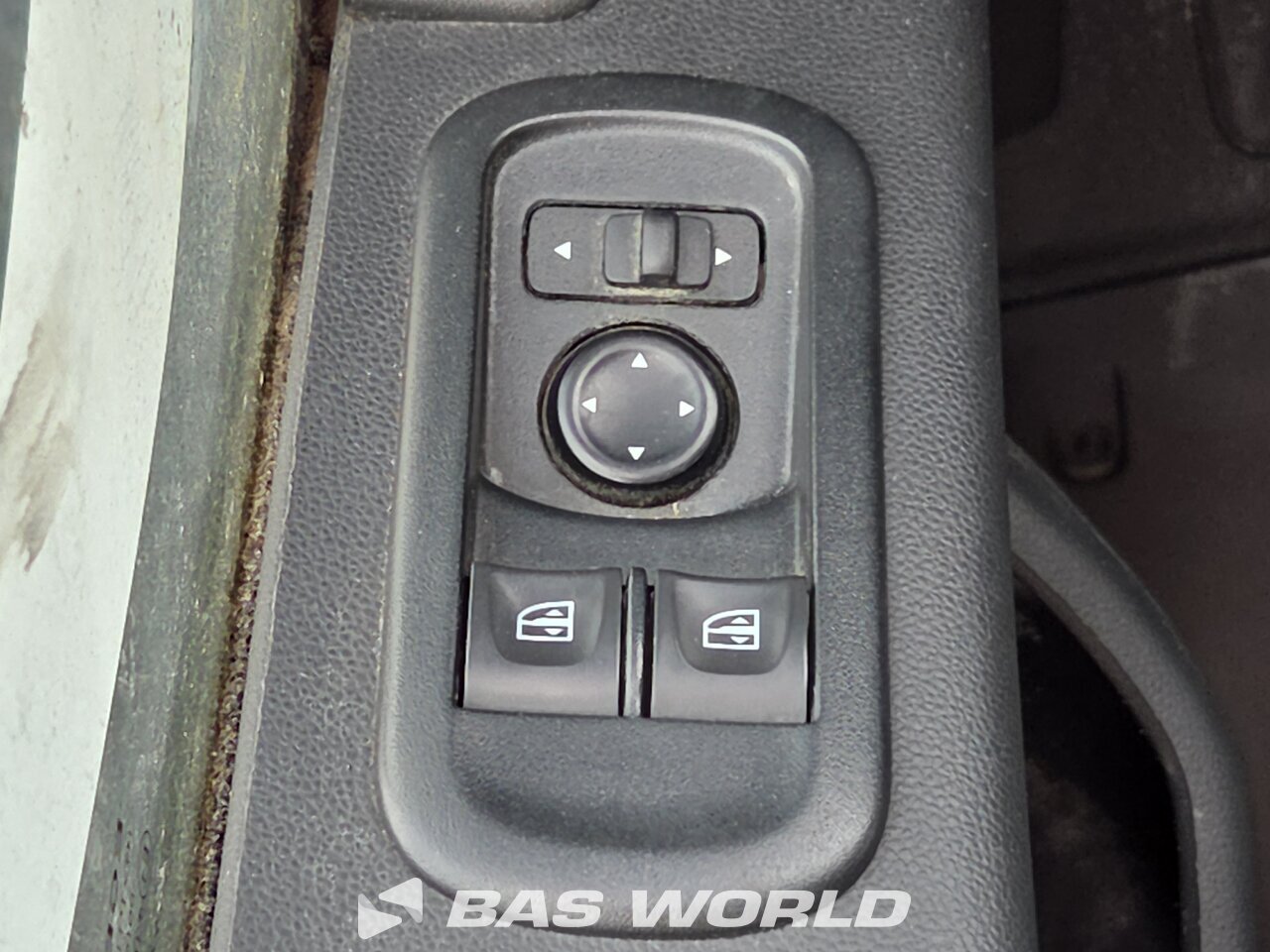 Other : Renault Master 135PK Closed box van