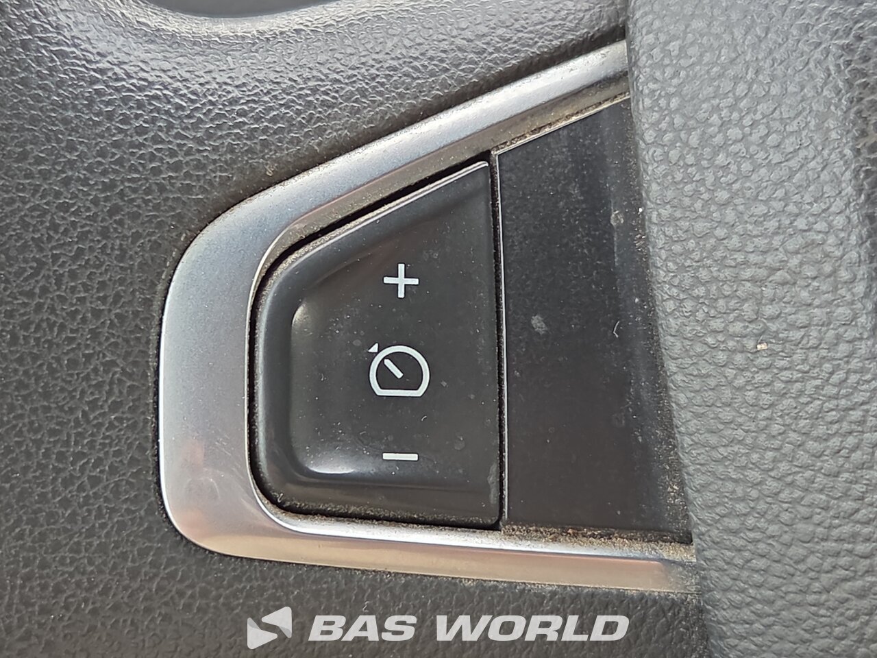 Other : Renault Master 135PK Closed box van