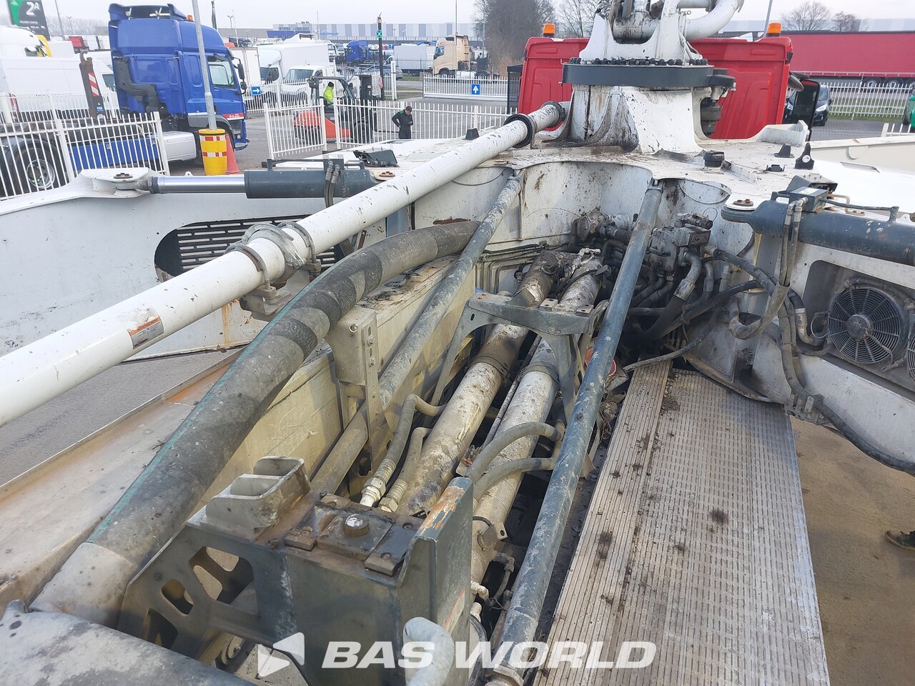 Other : Mercedes Arocs 3240 Bomba de betão