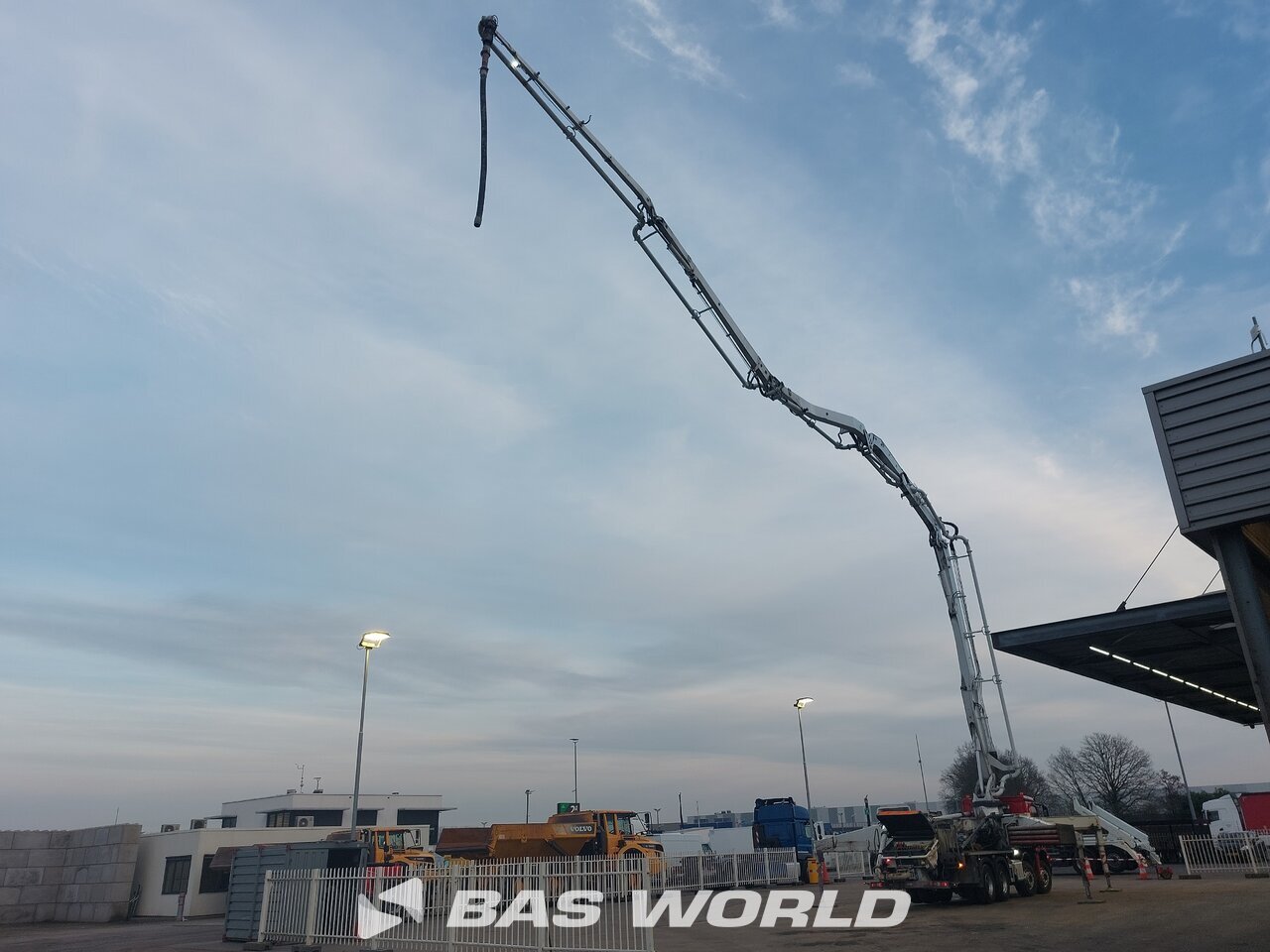 Other : Mercedes Arocs 3240 Bomba de betão