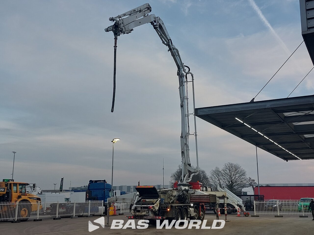 Other : Mercedes Arocs 3240 Bomba de betão