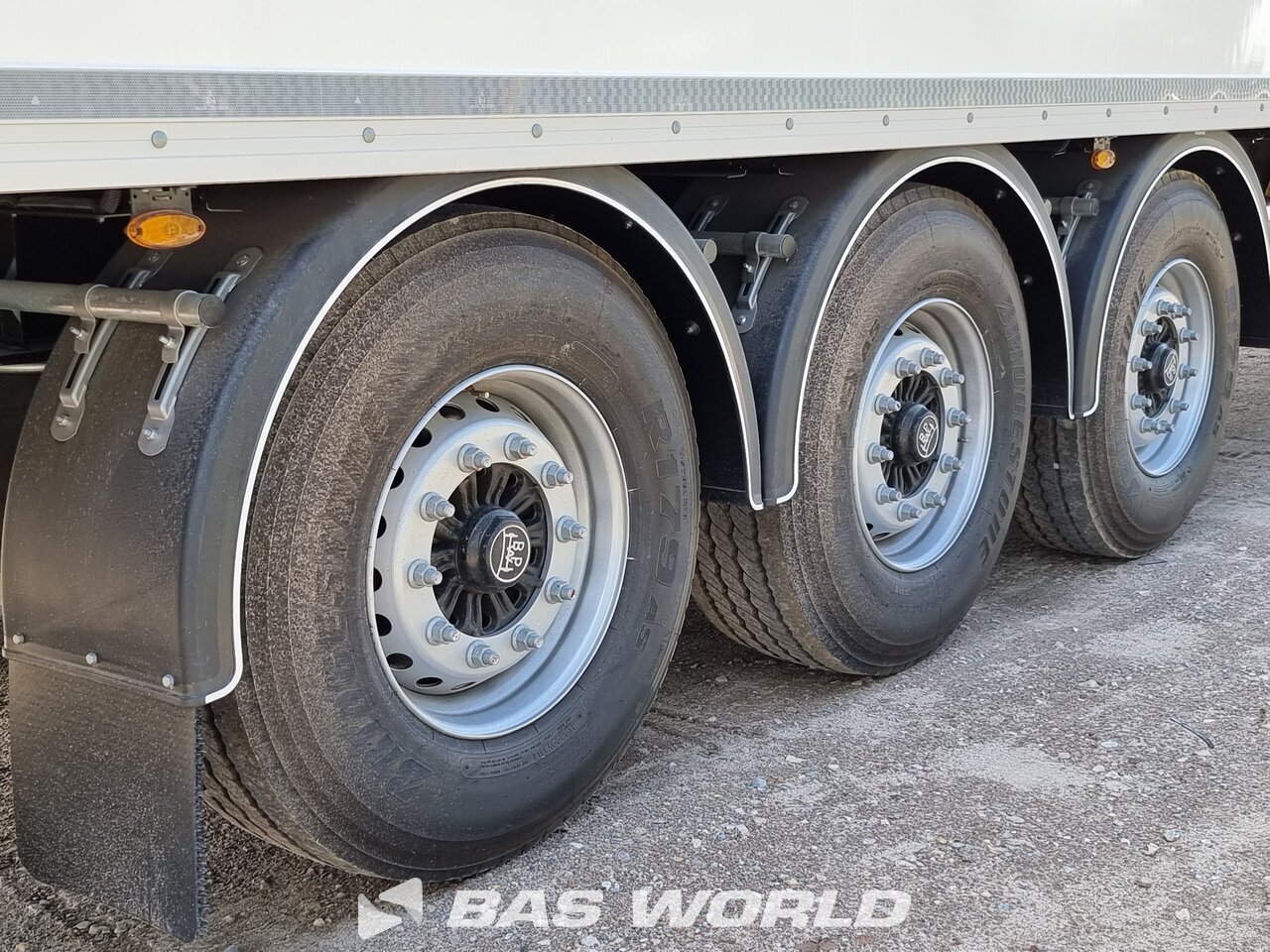 Other : Kässbohrer Semirimorchi furgoni