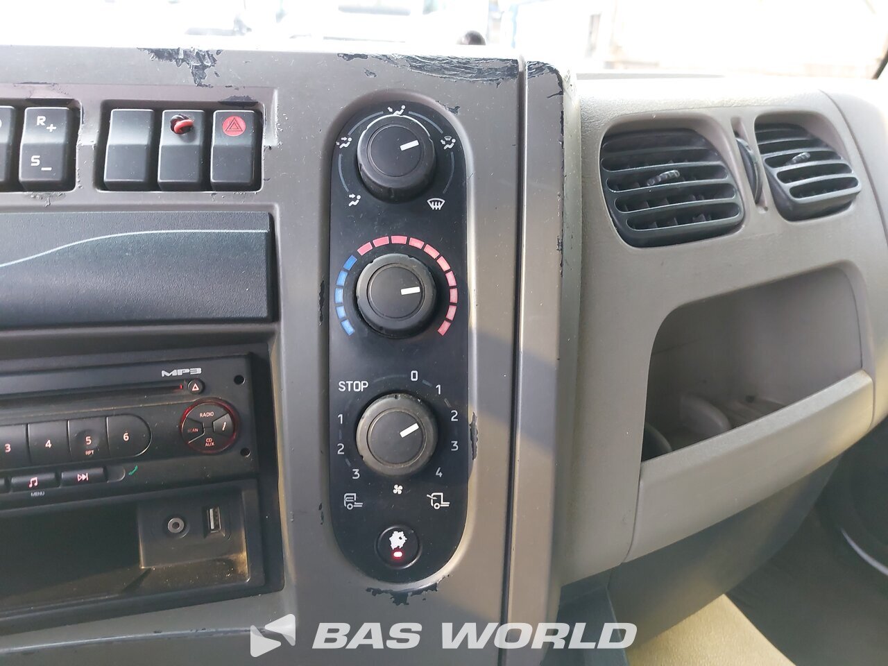 Other : Renault Midlum 270 Camión lona corredera