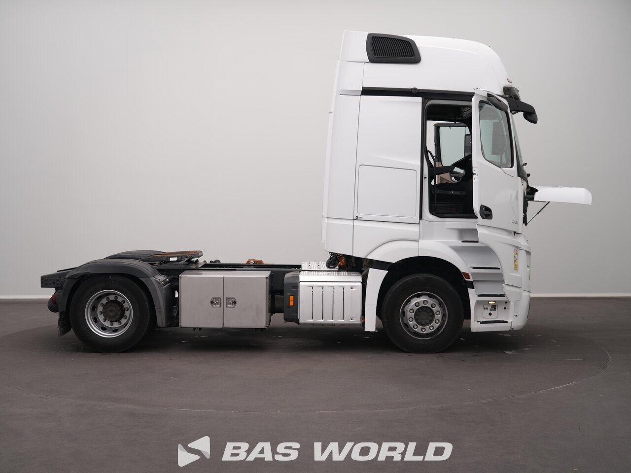 Other : Mercedes Actros 1942 Tractor