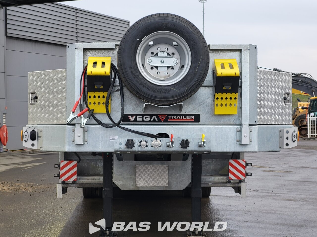 Other : Vega Semi-reboque porta máquinas