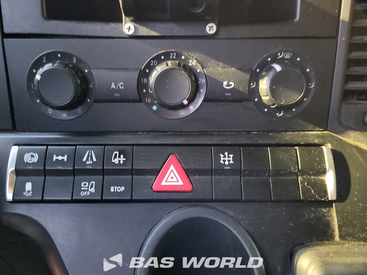 Other : Mercedes Actros 1846 Cap tractor