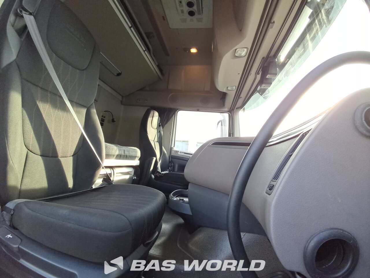 Other : DAF XF 480 Camion Casse Mobili