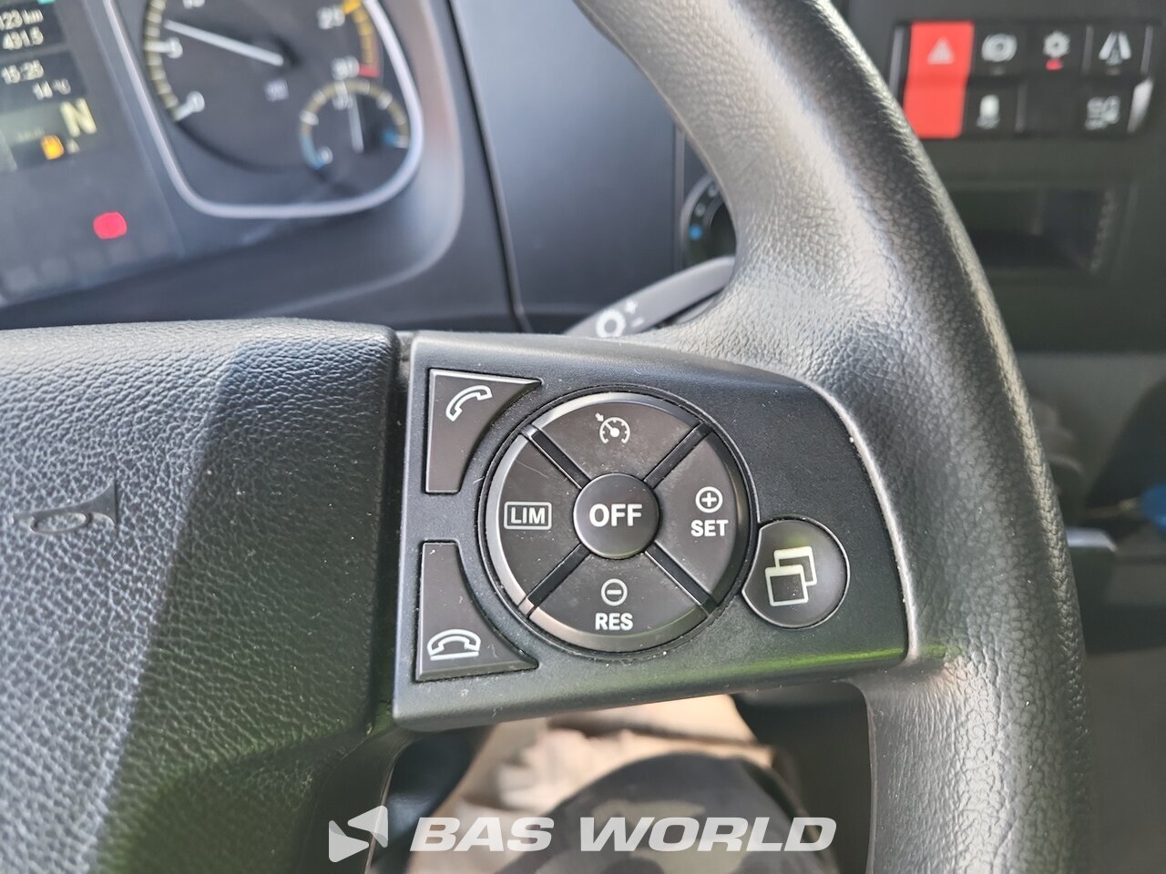 Other : Mercedes Atego 821 Carrosseries fourgons