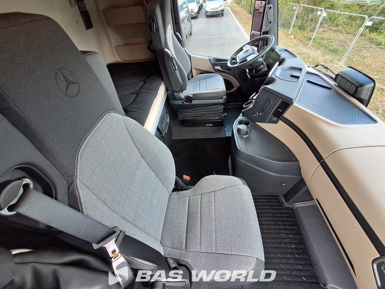Other : Mercedes Actros 1853 Cap tractor