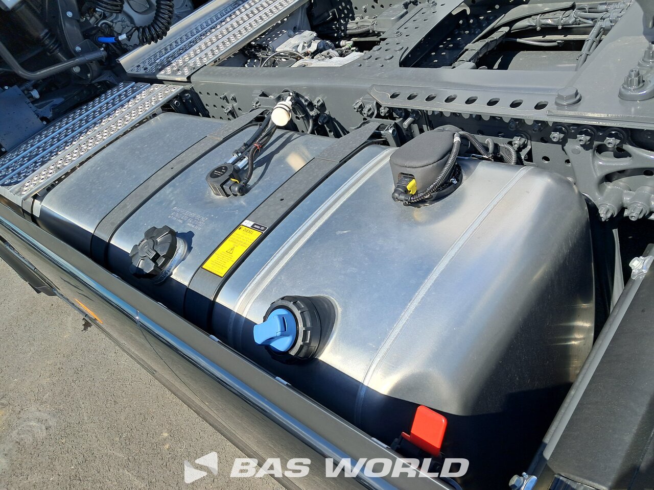 Other : Mercedes Actros 1853 Cap tractor
