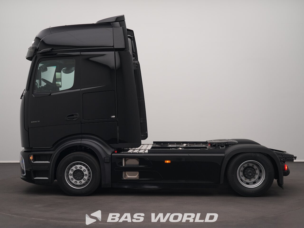 Other : Mercedes Actros L 1853 Тягач