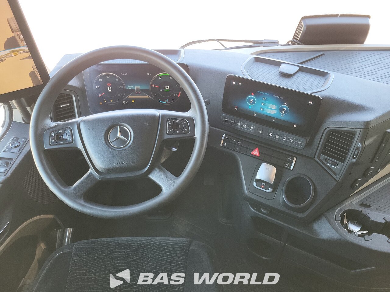 Other : Mercedes Actros 1943 Tractor